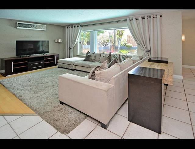 3 BEDROOM HOUSE FOR SALE IN MORNING HILL